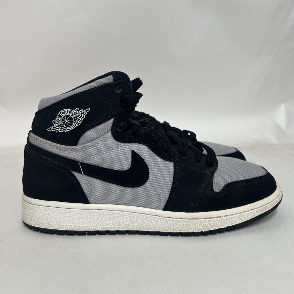 Nike Shoes Air Jordan 1 Retro High GS “Wolf Grey” 2024 - Picture 4 of 9